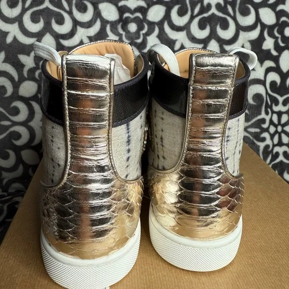 christian louboutin - Picture 3 of 7